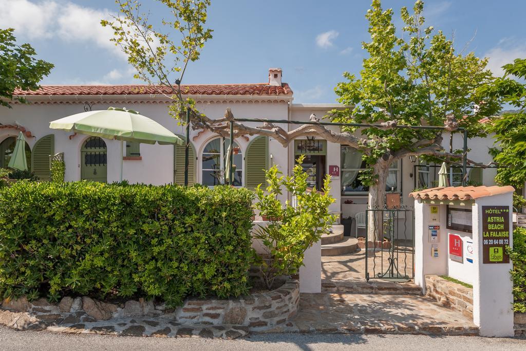 Hôtel Astria Le Lavandou Exterior foto